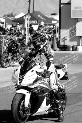 media/Nov-06-2023-Moto Forza (Mon) [[ce023d0744]]/1-Around the Pits/